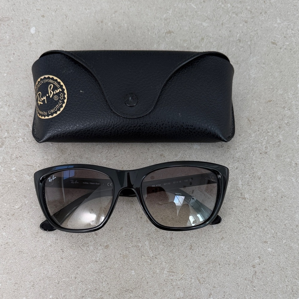 Ray-Ban RB 4154 Classic Black Sunglasses with Case